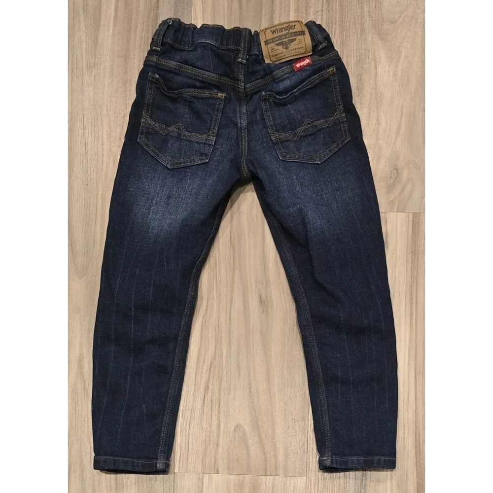 Wrangler Kids Dark Blue Jeans Size 5